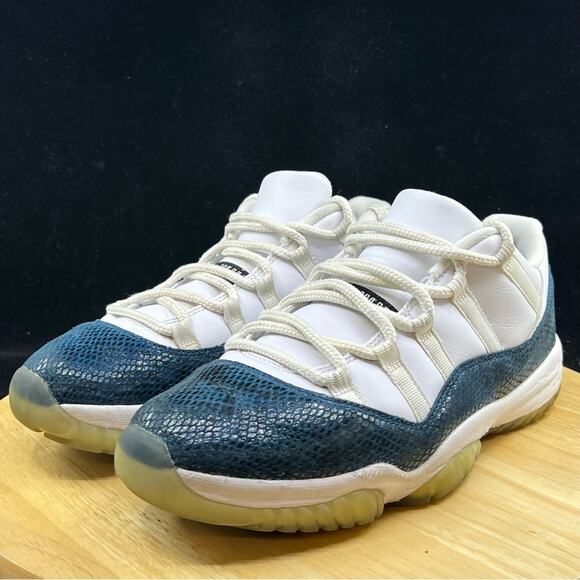 Jordan 11 Retro Low Snake Navy Snakeskin 2019 Men’s Size 10 CD6846-102 - Picture 2 of 11